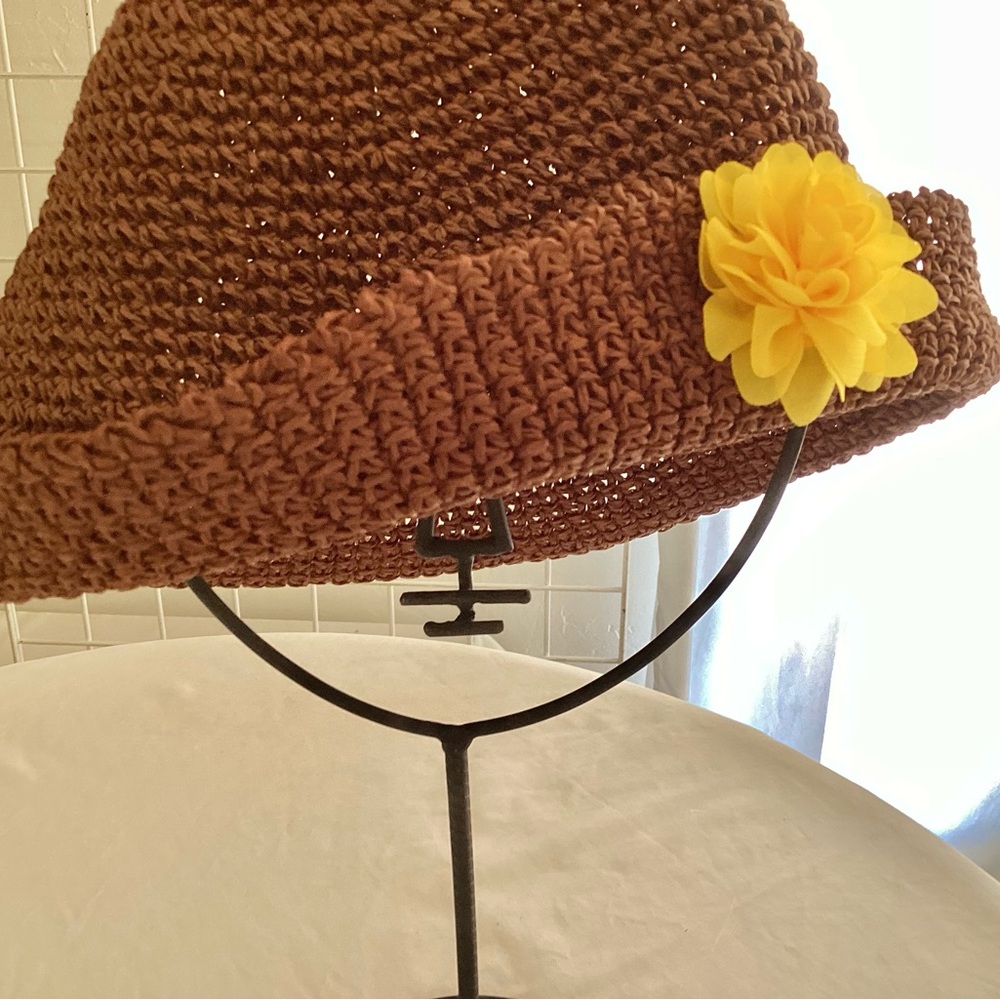 Vintage-Inspired Straw Cloche Hat NWOT - Picture 8 of 8